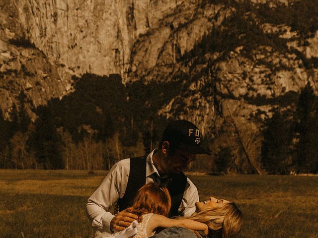 Luke and Emily&apos;s Wedding in Yosemite National Park, California 251