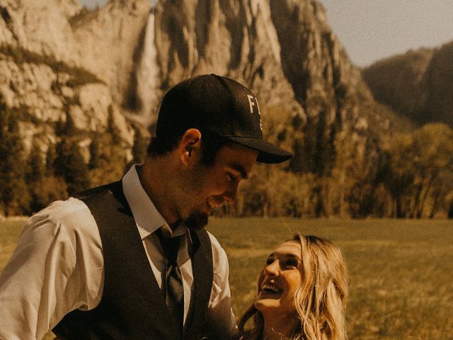 Luke and Emily&apos;s Wedding in Yosemite National Park, California 253