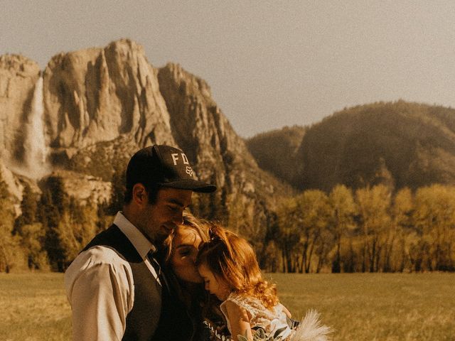 Luke and Emily&apos;s Wedding in Yosemite National Park, California 266