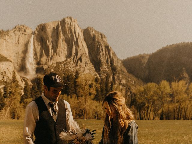 Luke and Emily&apos;s Wedding in Yosemite National Park, California 271