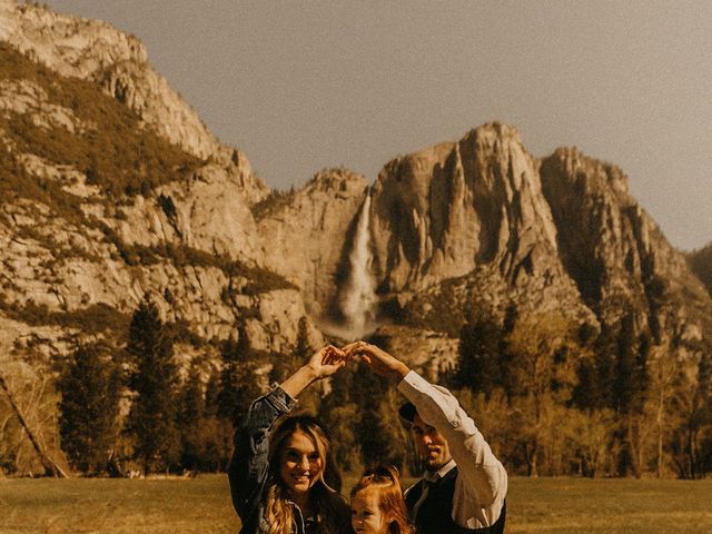Luke and Emily&apos;s Wedding in Yosemite National Park, California 294