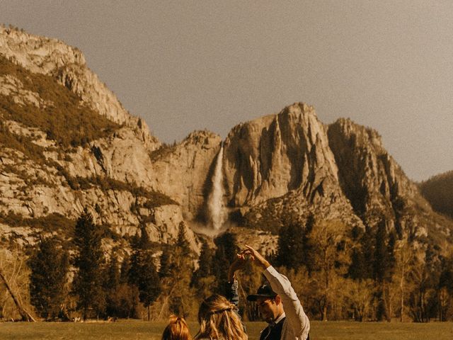 Luke and Emily&apos;s Wedding in Yosemite National Park, California 297