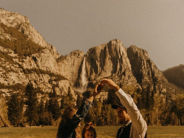 Luke and Emily&apos;s Wedding in Yosemite National Park, California 299