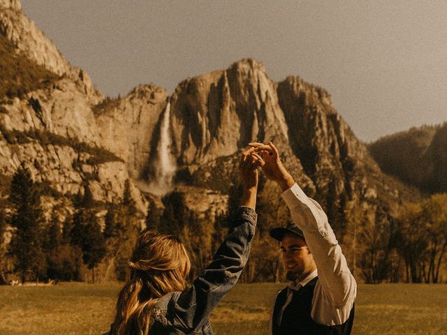 Luke and Emily&apos;s Wedding in Yosemite National Park, California 300