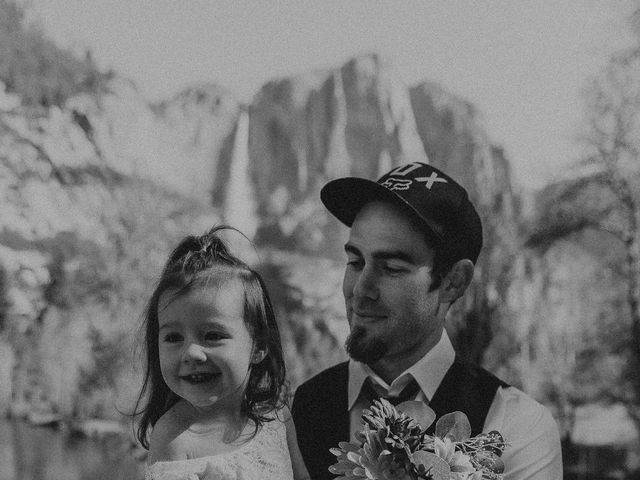 Luke and Emily&apos;s Wedding in Yosemite National Park, California 317