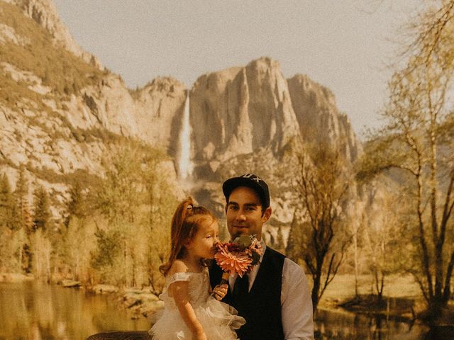 Luke and Emily&apos;s Wedding in Yosemite National Park, California 319