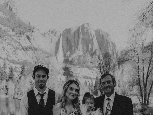 Luke and Emily&apos;s Wedding in Yosemite National Park, California 335