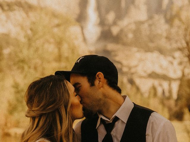 Luke and Emily&apos;s Wedding in Yosemite National Park, California 339