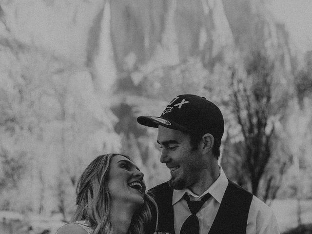 Luke and Emily&apos;s Wedding in Yosemite National Park, California 340