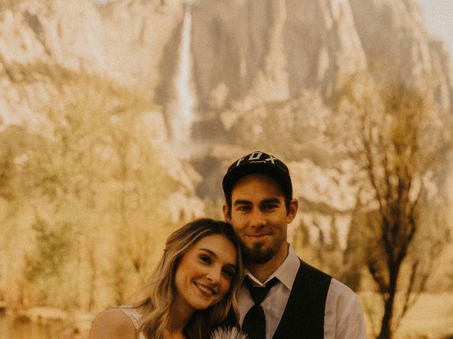 Luke and Emily&apos;s Wedding in Yosemite National Park, California 343