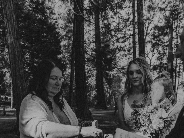 Luke and Emily&apos;s Wedding in Yosemite National Park, California 377