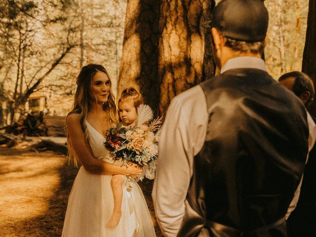 Luke and Emily&apos;s Wedding in Yosemite National Park, California 380