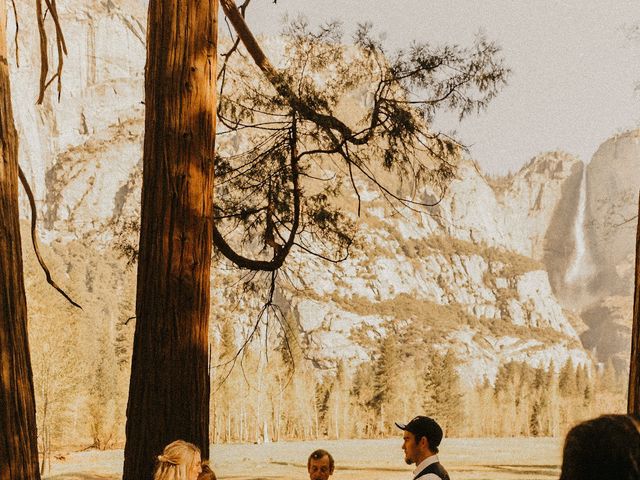 Luke and Emily&apos;s Wedding in Yosemite National Park, California 403