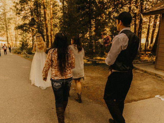 Luke and Emily&apos;s Wedding in Yosemite National Park, California 409