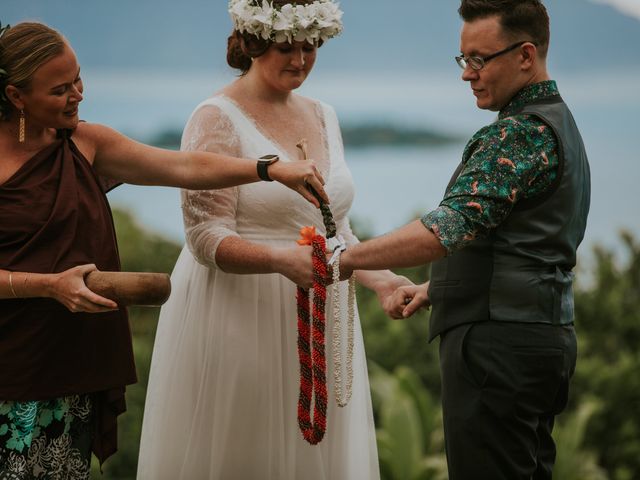 Scott and Sydney&apos;s Wedding in Kaneohe, Hawaii 42