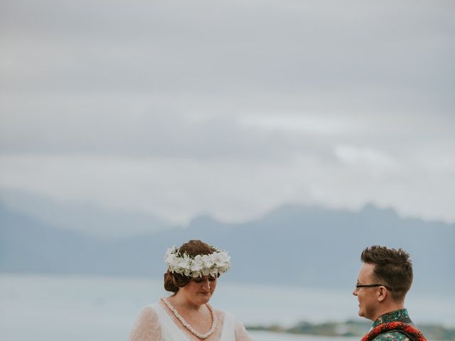 Scott and Sydney&apos;s Wedding in Kaneohe, Hawaii 51