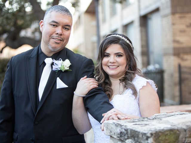 Eric and Iliana's Wedding in San Antonio, Texas 11