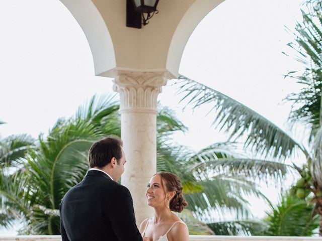 Will and Megan&apos;s Wedding in Cancun, Mexico 43