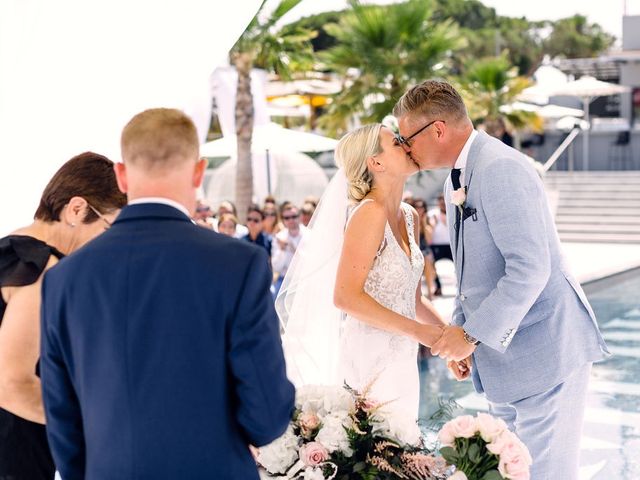 Tony and Hannah&apos;s Wedding in Quinta do Lago, Portugal 31