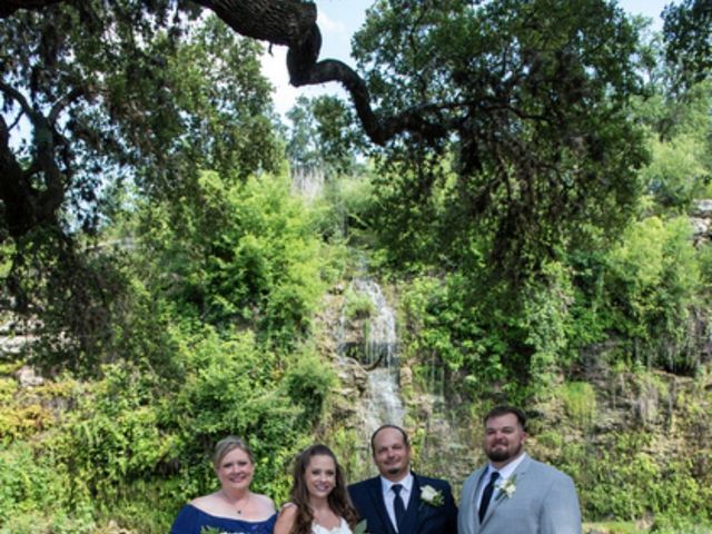Joe and Katie&apos;s Wedding in San Antonio, Texas 9
