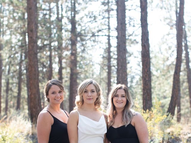 Kyle and Danielle&apos;s Wedding in Bend, Oregon 11
