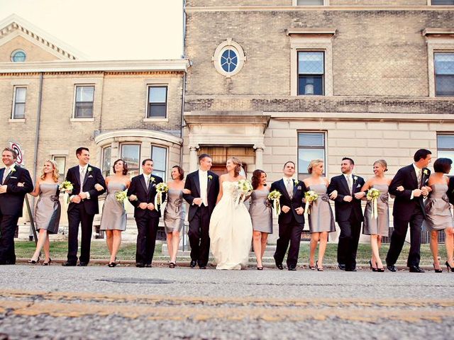 Lindsey and Bret&apos;s Wedding in Indianapolis, Indiana 19