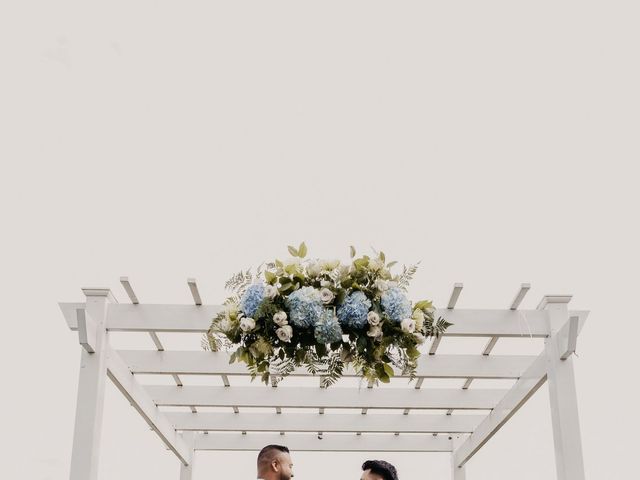 Alfredo and Alfredo&apos;s Wedding in Arlington, Washington 19
