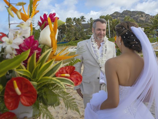 Matthew and Karina&apos;s Wedding in Honolulu, Hawaii 9