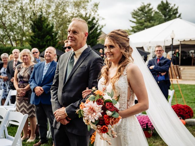 Sarah and James&apos;s Wedding in Collegeville, Pennsylvania 16