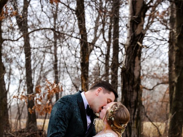 Stephen and Erin&apos;s Wedding in Cedar, Minnesota 10