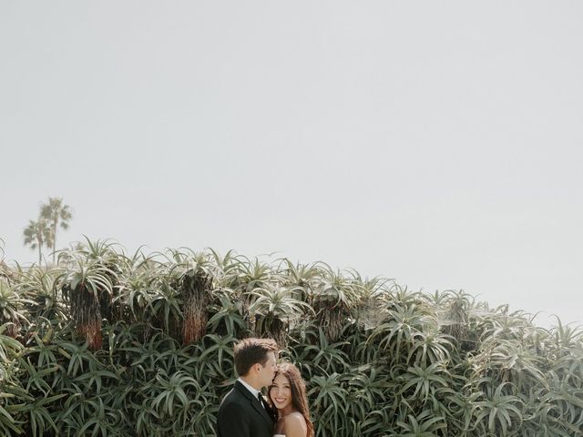 John and Tara&apos;s Wedding in La Jolla, California 34