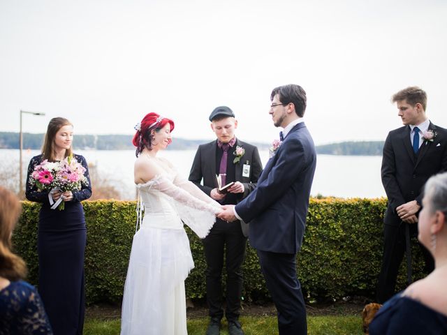 Arielle and Damian&apos;s Wedding in Orcas Island, Washington 17