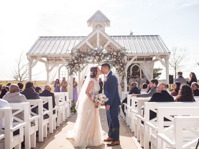 Enrique and Lindsey's Wedding in Waxahachie, Texas 8