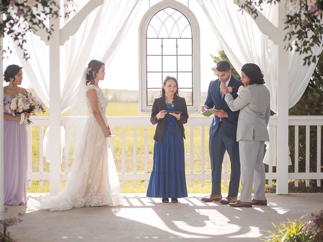 Enrique and Lindsey's Wedding in Waxahachie, Texas 10