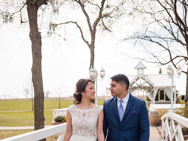 Enrique and Lindsey's Wedding in Waxahachie, Texas 16