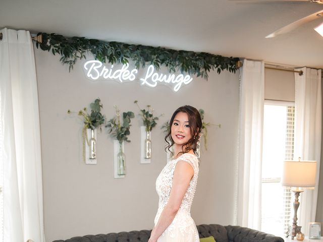 Enrique and Lindsey's Wedding in Waxahachie, Texas 17