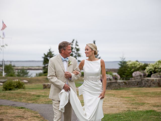 Carley and Robert&apos;s Wedding in Southport, Maine 10