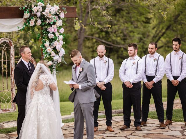 Mitchell and McKenzie&apos;s Wedding in Branson, Missouri 40