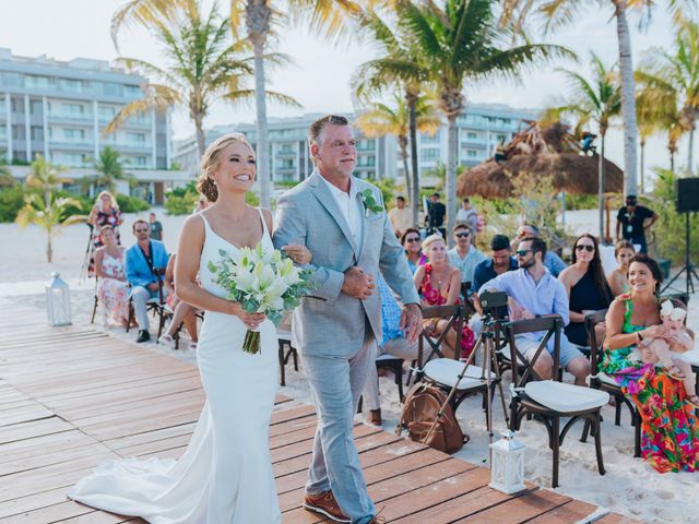 Garrett and Aubry&apos;s Wedding in Cancun, Mexico 24