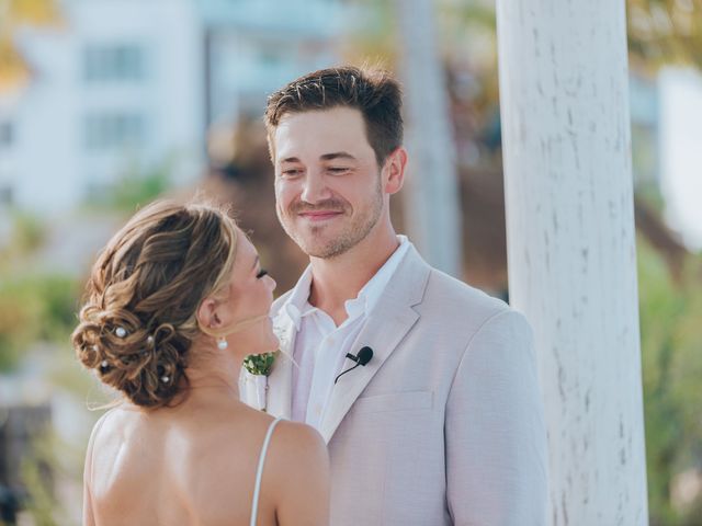 Garrett and Aubry&apos;s Wedding in Cancun, Mexico 32