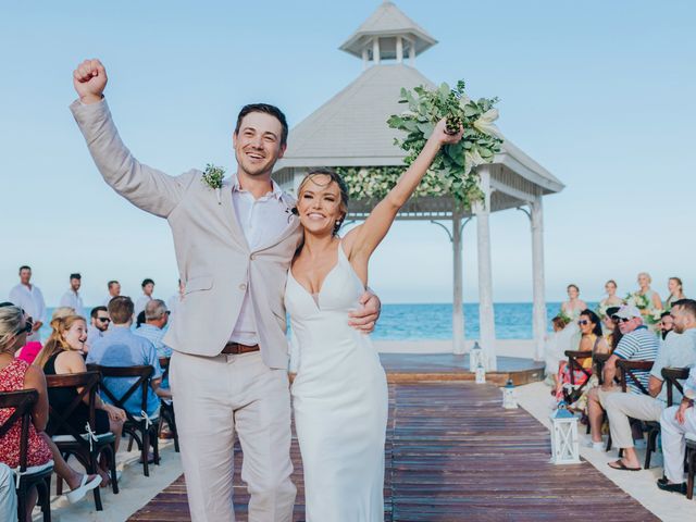 Garrett and Aubry&apos;s Wedding in Cancun, Mexico 47
