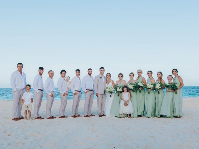 Garrett and Aubry&apos;s Wedding in Cancun, Mexico 51