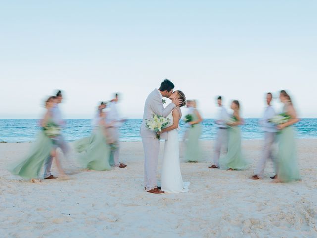 Garrett and Aubry&apos;s Wedding in Cancun, Mexico 53