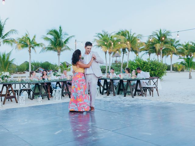 Garrett and Aubry&apos;s Wedding in Cancun, Mexico 70