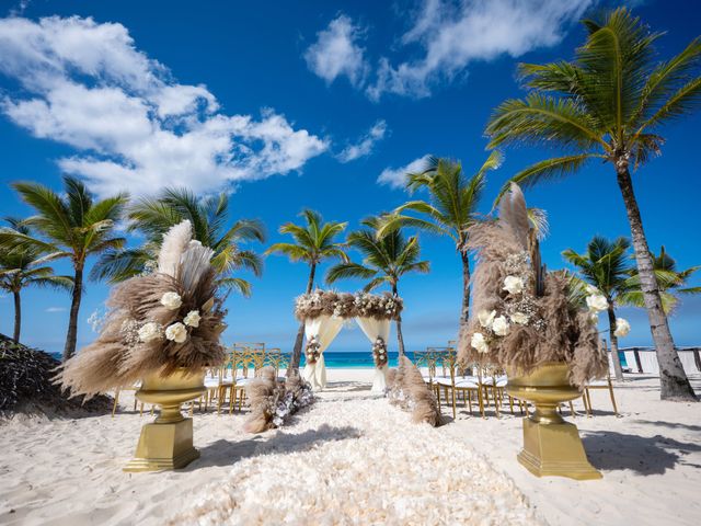 Josh and Ashley&apos;s Wedding in Punta Cana, Dominican Republic 30