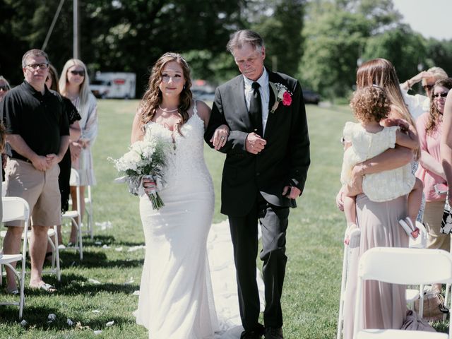 Greg and Kelley&apos;s Wedding in Huddleston, Virginia 12