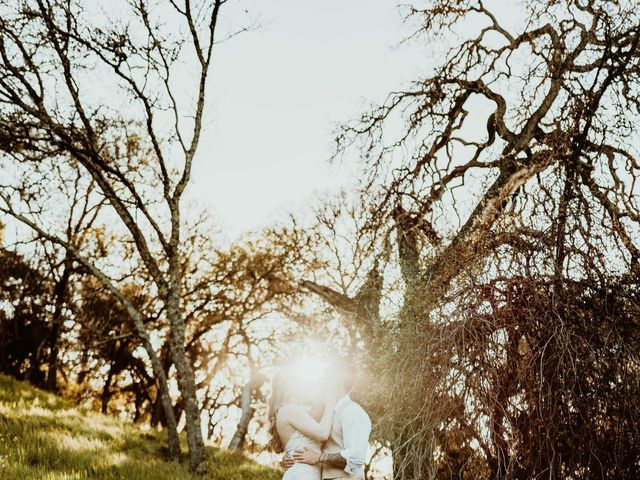 Kyle and Gina&apos;s Wedding in Paso Robles, California 9