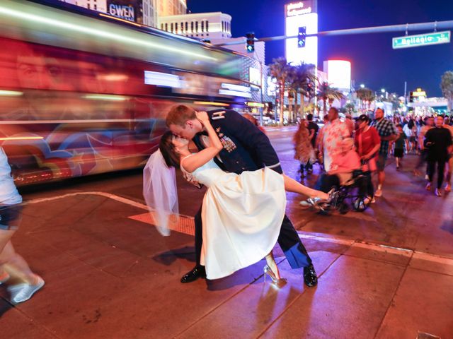 Curtis and Arra&apos;s Wedding in Las Vegas, Nevada 27