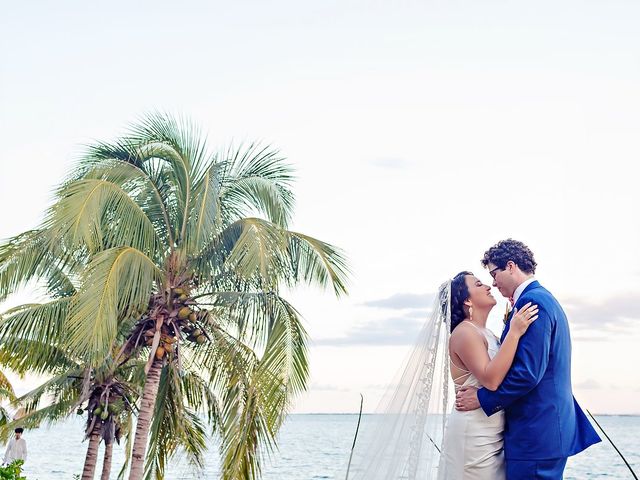 Aaron and Yasmin&apos;s Wedding in Cancun, Mexico 17