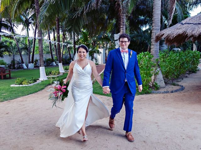 Aaron and Yasmin&apos;s Wedding in Cancun, Mexico 23